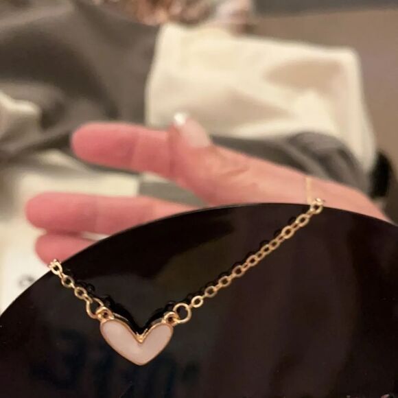 Heart Shaped Pendant Necklace 14K Gold Plated Luxury Romantic Golden Edge Jewel - Picture 6 of 16